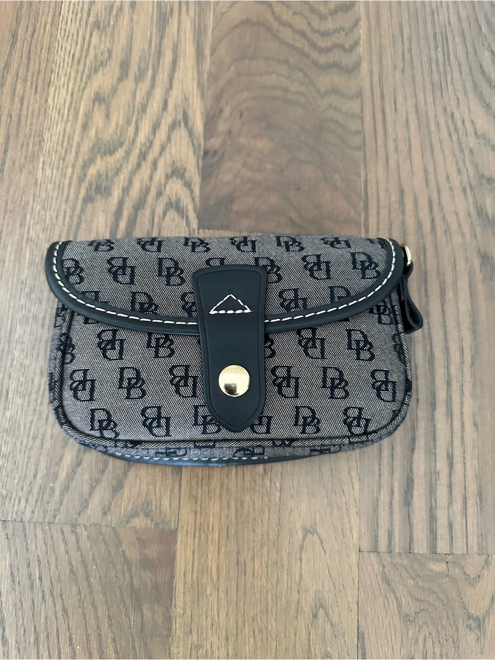 Dooney & Bourke Monogram Jacquard Snap Front Wristlet Pouch in Black and Grey